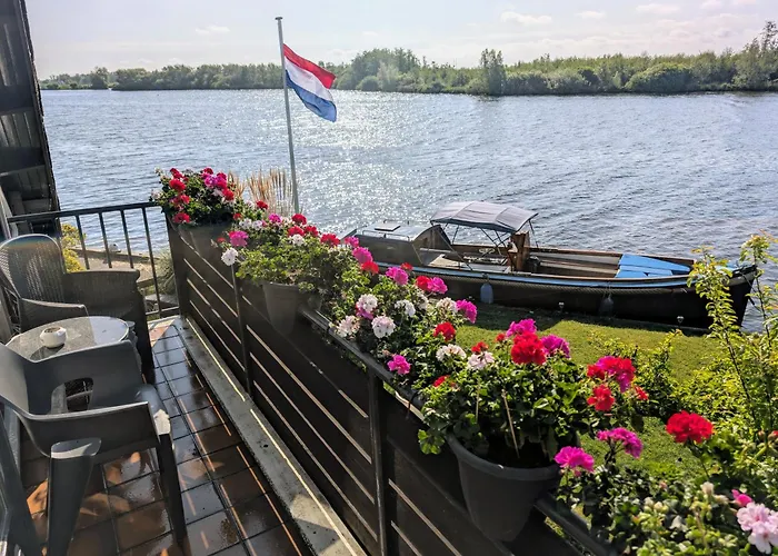 Проживание в семье 1-2 Pp Ams Airport Great View *